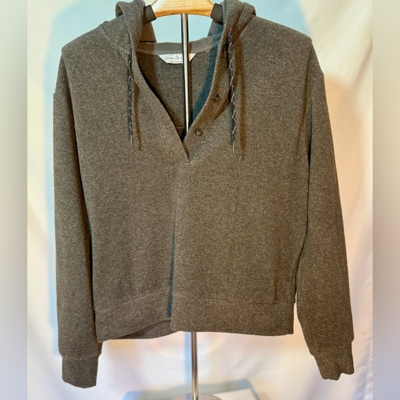 Alpine Design Slightly Cropped Fleece Hoodie Size Medium Fall / Sweater Weather - Picture 2 of 9